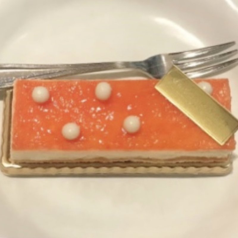 グレープフルーツのチーズケーキ(メゾンカイザーカフェ 丸の内店 （Maison Kayser Café）)