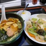 ミニらー麺ミニ中華丼セット(狸小路飯店)