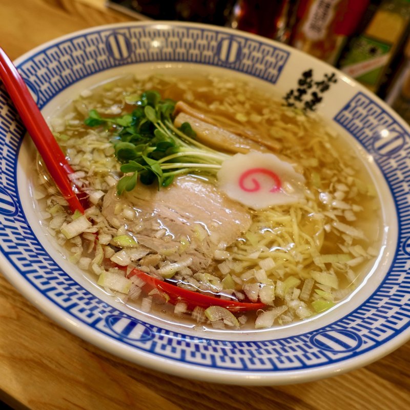 魚介塩ラーメン(小僧またおまえか。土佐堀店)