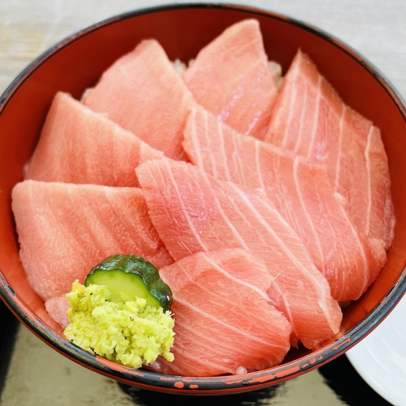 中トロだけ丼(マグロ卸のマグロ丼の店 )