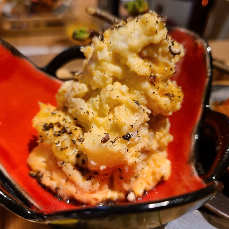 いぶりがっこのポテサラ(虎ノ門 とだか)