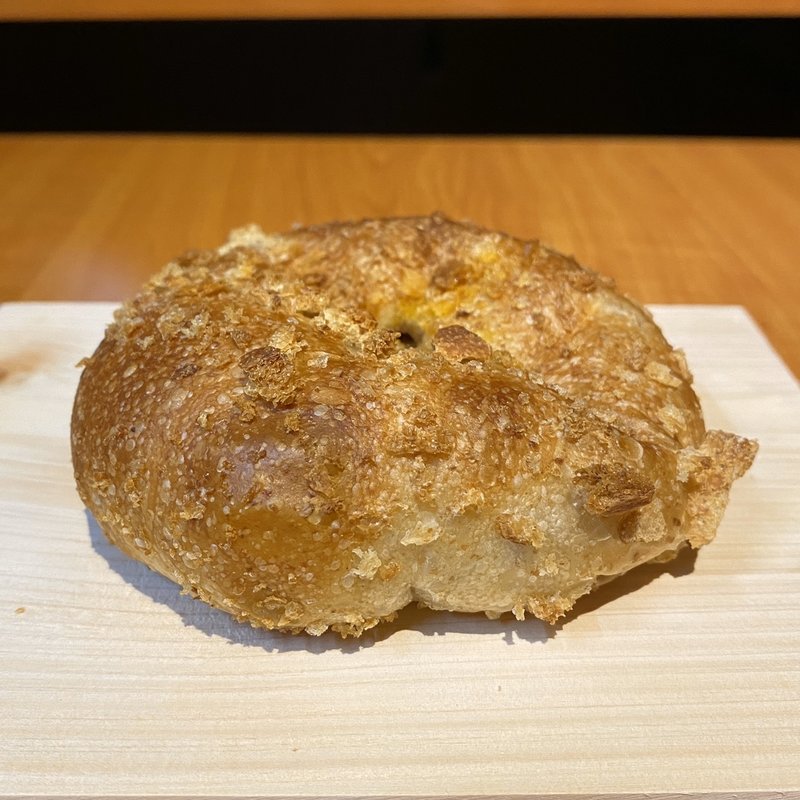 焼きカレーパン(バゲットラビット アスナル金山店)