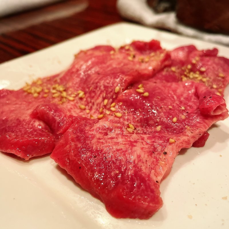 タン(魅惑の七輪 らんまん （ミワクノシチリンランマン）)