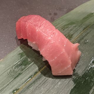 マグロ(寿司さいしょ)