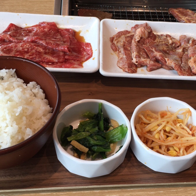 赤身ロースと旨味ハラミ御膳200g(MY YAKINIKU STYLE 将泰庵商店)