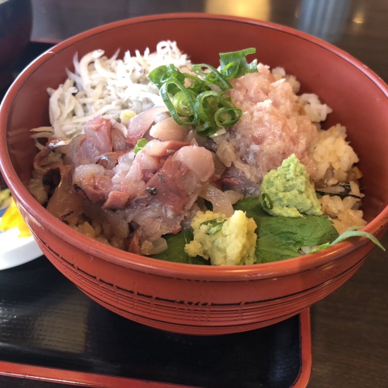 日替わり定食(魚河岸割烹さかなや千本一 （うおがしかっぽうさかなや せんぼんいち）)