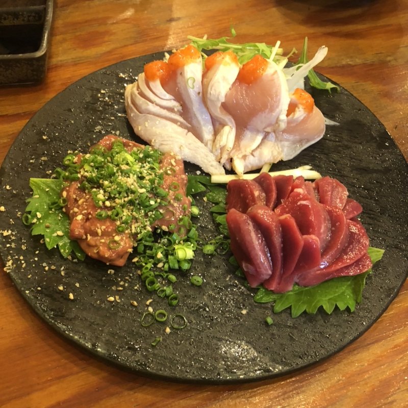 お造り3種(炭火もつ鍋すゞ㐂(すずき/SUZUKI))