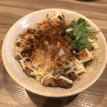 鶏マヨスパイシー飯(真屋 )
