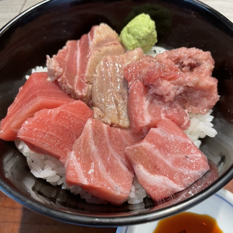 本鮪鉄火丼(築地活鮮市場 御徒町店)