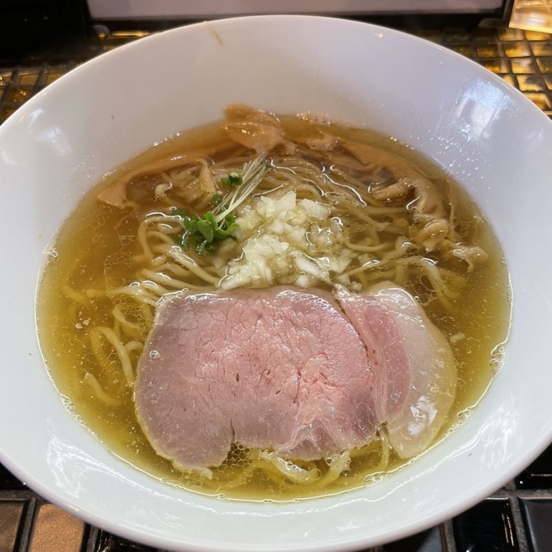 伊吹いりこの塩煮干・しお味玉(町田汁場 しおらーめん進化 中山店)