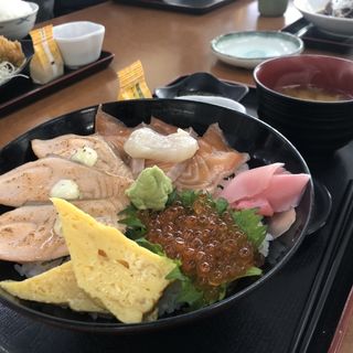 (漁師料理 かなや )