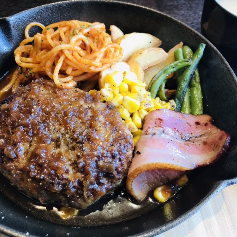 僕とハンバーグ(200g)(僕とハンバーグ)