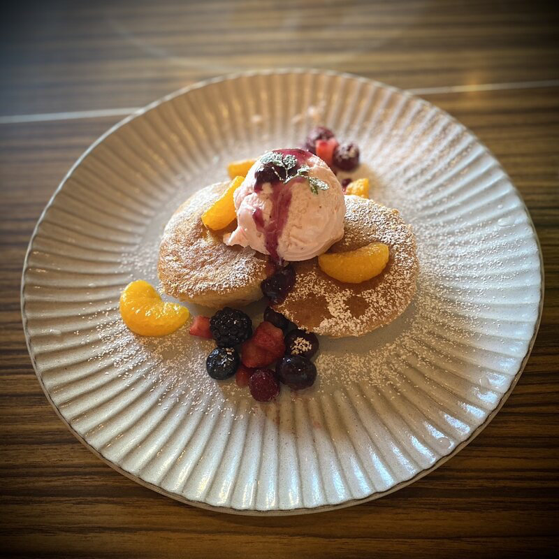 黄金井パフ プレート(デイリーズカフェ ヒガコ)