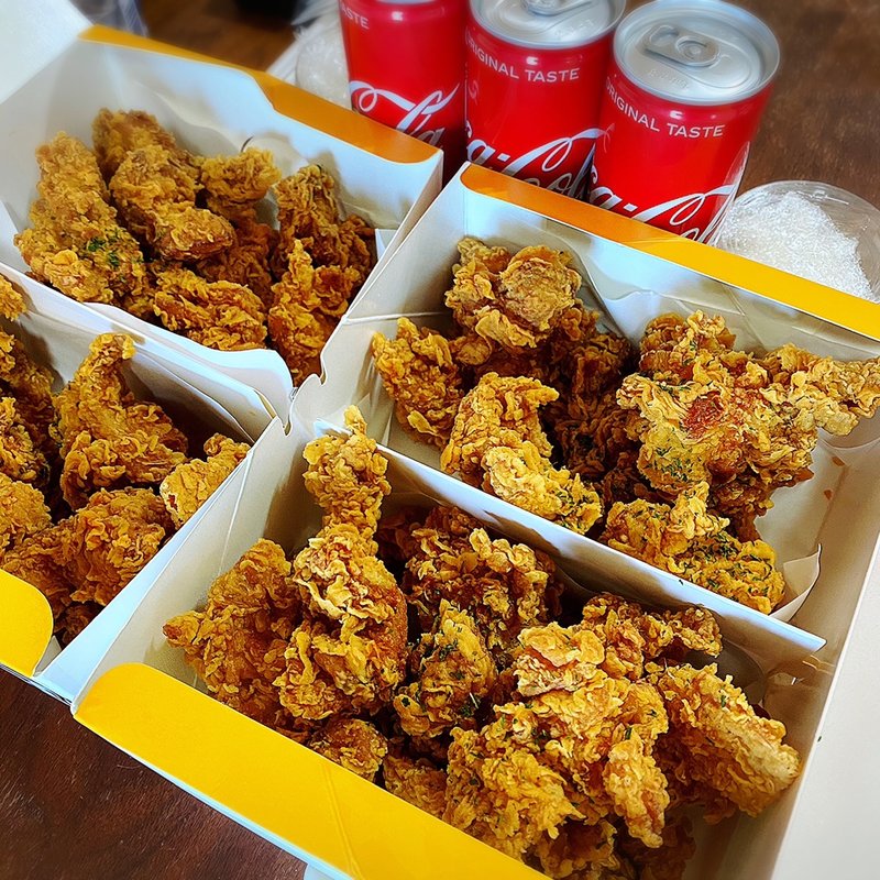 黄金チキンハーフ(クリスピーチキンアンドトマト南長崎店)