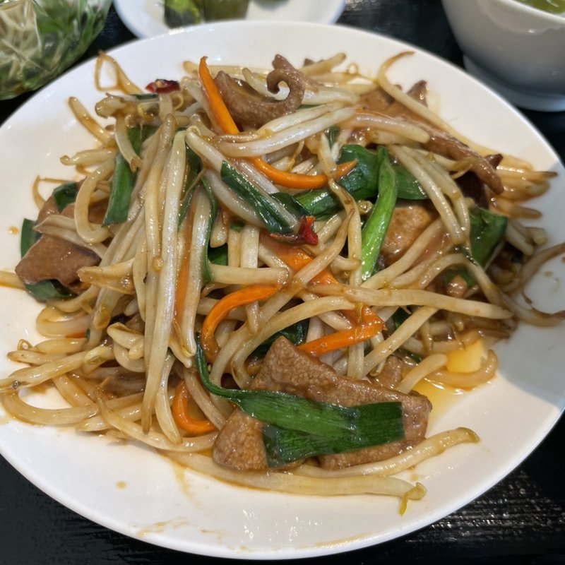 ニラレバ炒め定食(中華料理 三源 晟)