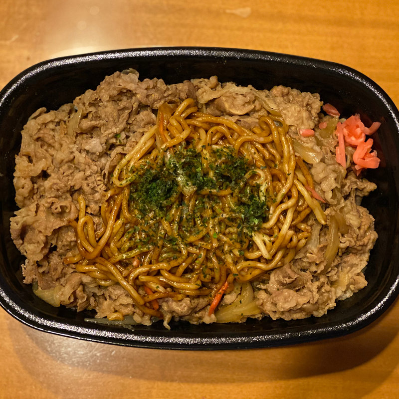 焼きそば牛丼(メガ)(すき家 枚方中宮東之町店 )