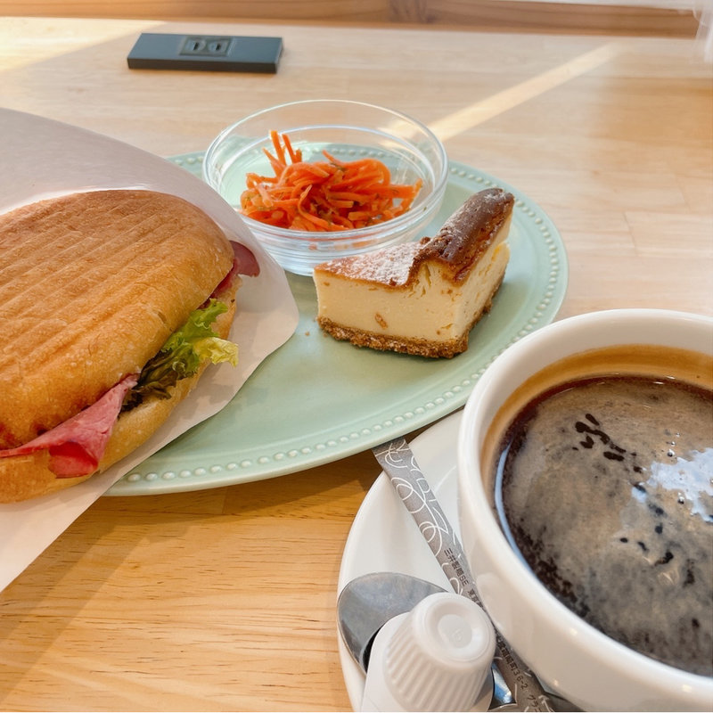 パニーニセット(パンとエスプレッソと 南森町交差点)