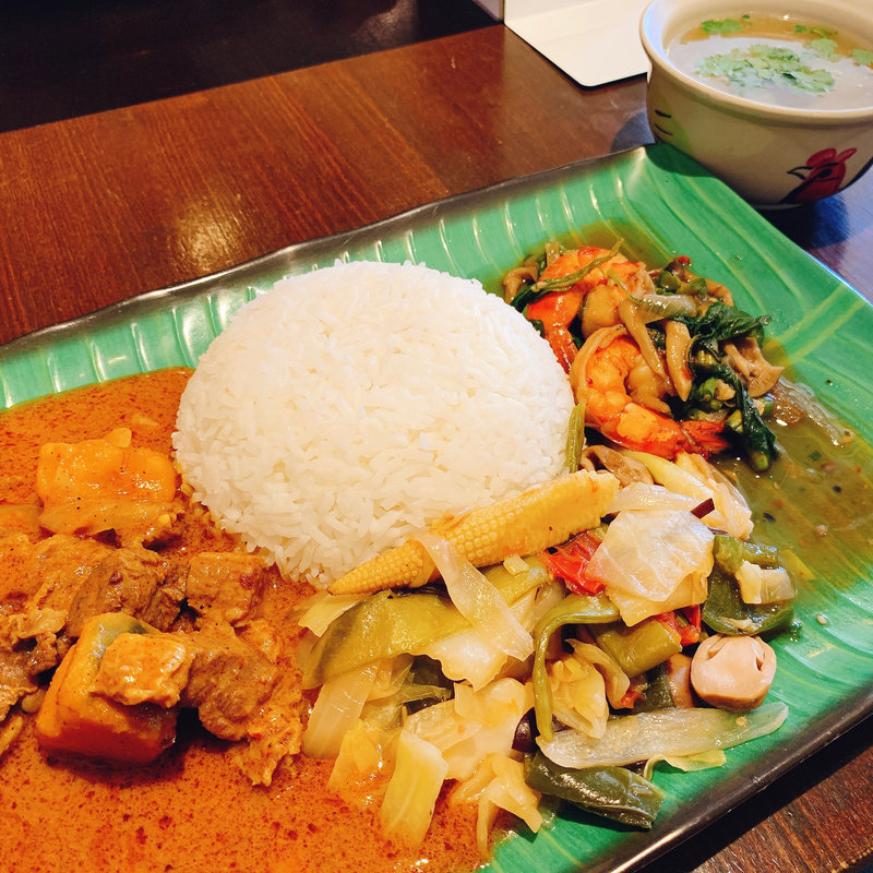 (asian kitchen cafe 百福)