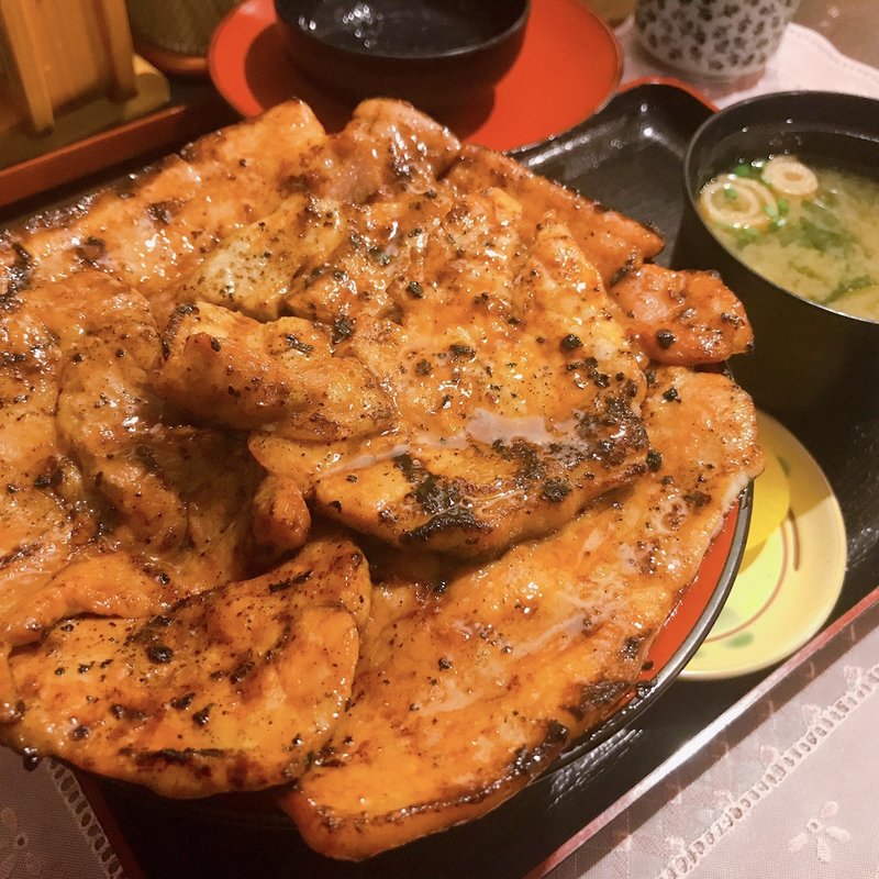 (豚丼一番ぶたいち)