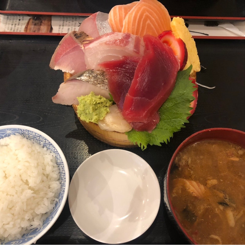 (タカマル鮮魚店 新橋日比谷通り店)