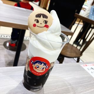 コーヒーゼリーサンデー(不二家 milky soft cream 光が丘IMA店)
