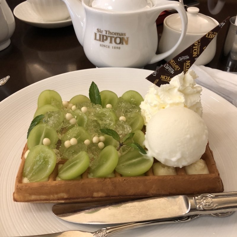 シャインマスカットのワッフル(ティーハウス リプトン ティーハウス店 )