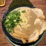 極老太麺(博多とんこつ 天神旗)
