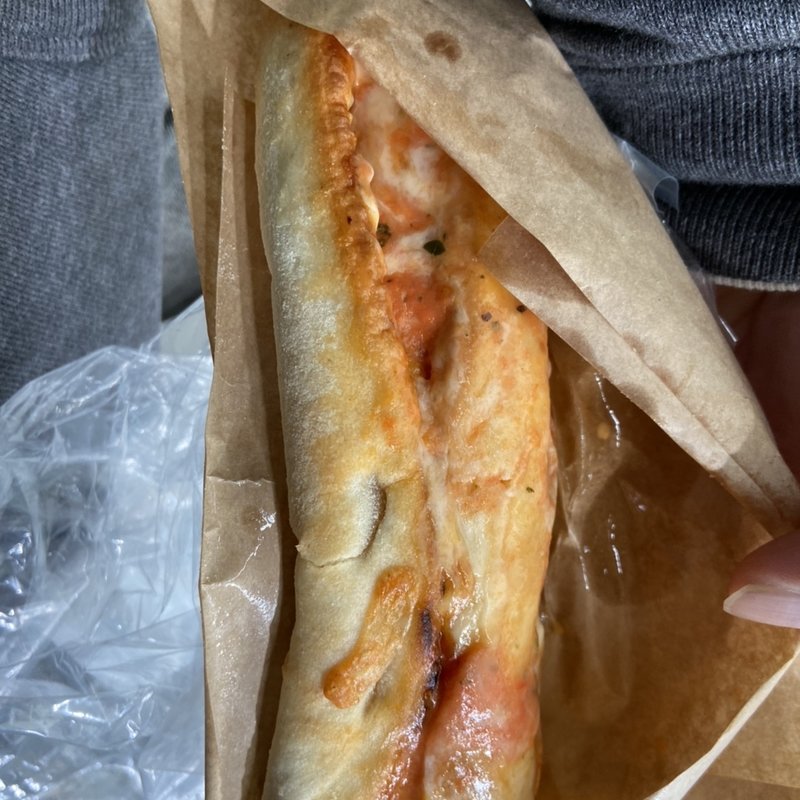 ブリックスピザ　レギュラーチーズ(Ls sports bar bricks)