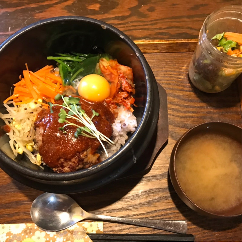 ビビンバーグランチ(芯菜箸 )