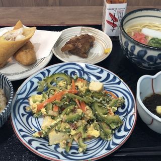 沖縄定番ゴーヤチャンプル定食