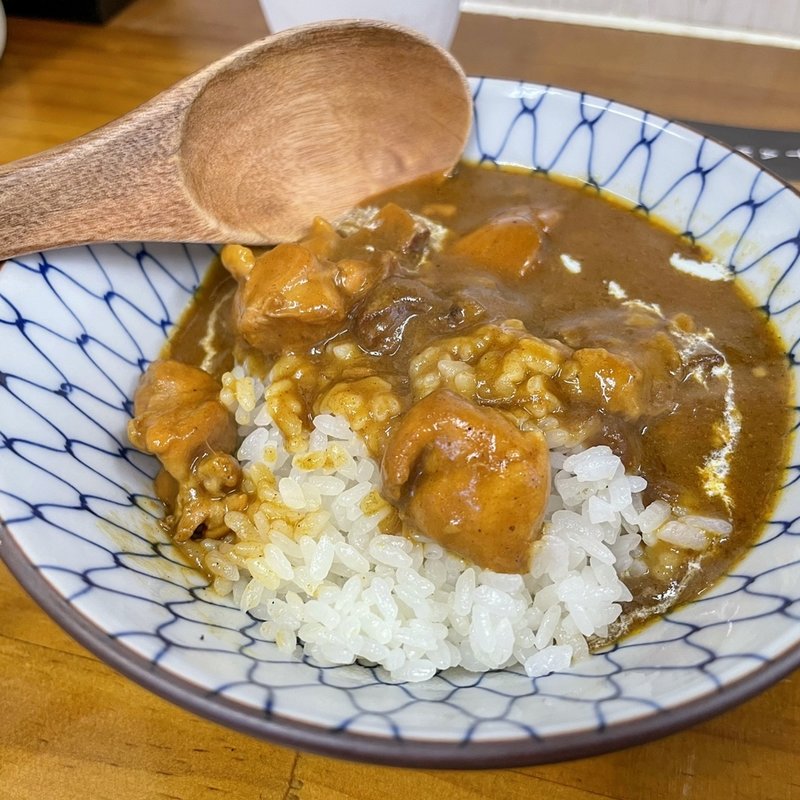 スパイシーチキン&チャーシューカレー丼(ラーメン専科 竹末食堂)