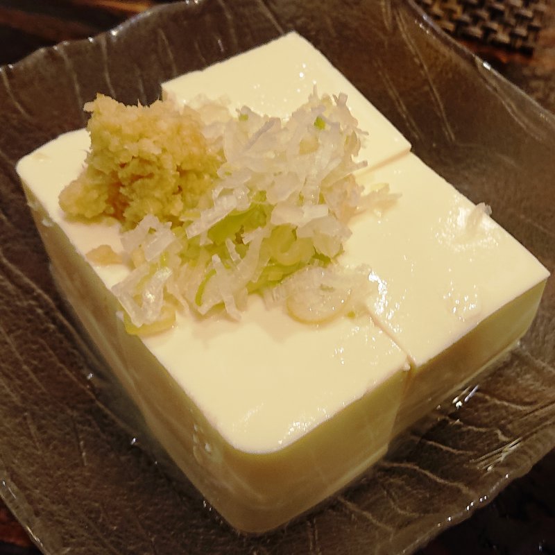 冷や奴(まぐろ料理 まんや)