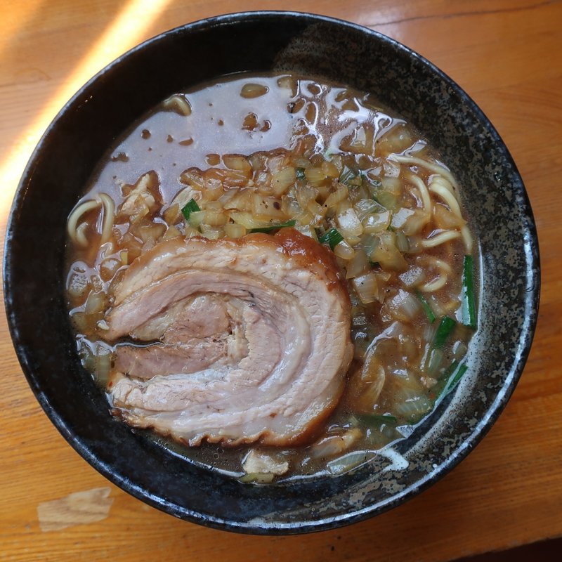 にんにく醤油ラーメン(麺処　らふてる)