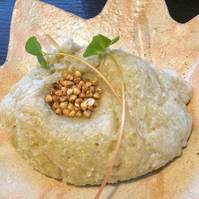 そばがき(生粉打 作美 （きこうち さくみ）)