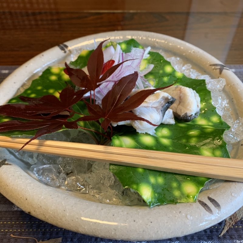 うなぎの湯引き造り(飴源 （アメゲン）)