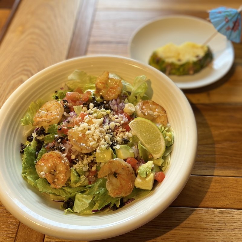 グリルドシュリンプ アボカドサラダ(コナズ珈琲 小平)