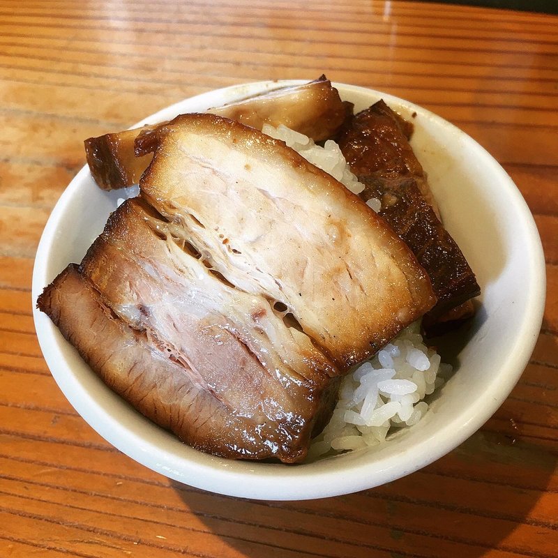 厚切りチャーシュー丼(自作丼)(こだわり麺工房 たご)