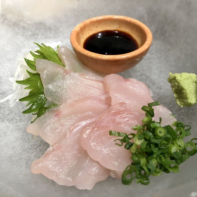 タイ刺し(和創居酒屋 辰家 （わそういざかや たつや）)