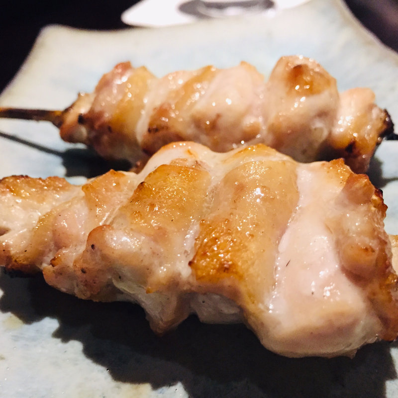 ふりそで(焼鳥 行雲 （ヤキトリ コウウン）)