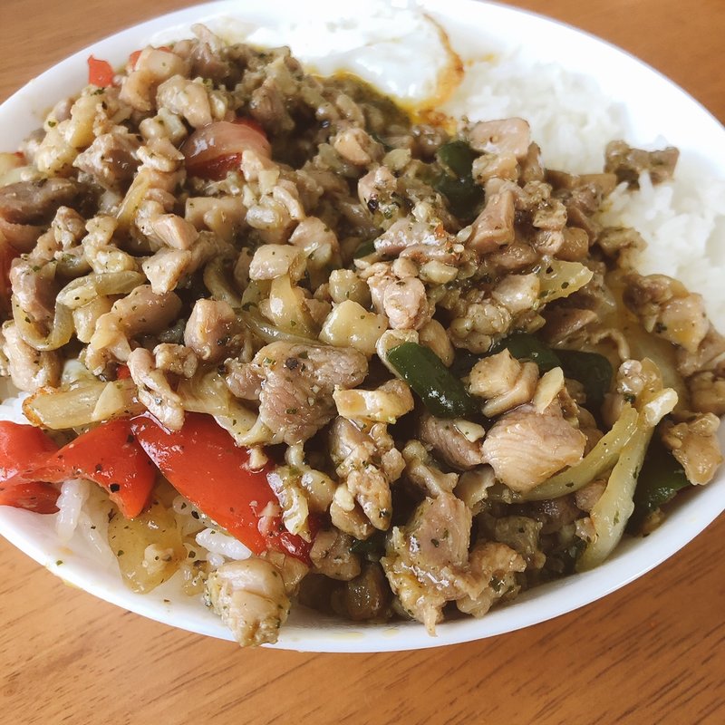 ガパオライス(ヒマラヤダイニング&バー 綱島店)