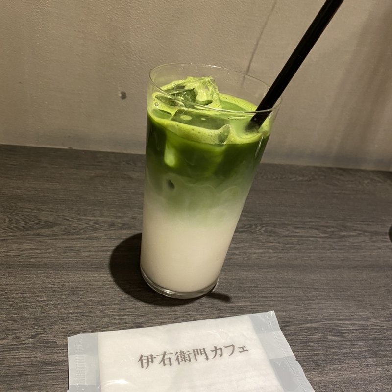(伊右衛門カフェ ルクア イーレ店)