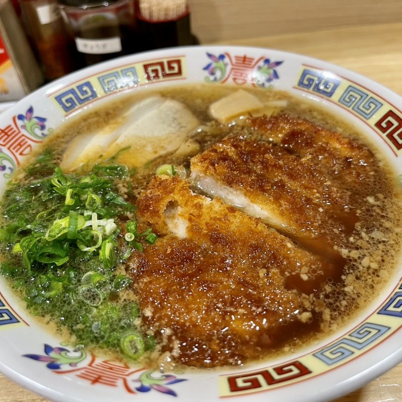 尾道ラーメン、トンカツトッピング(幸や)