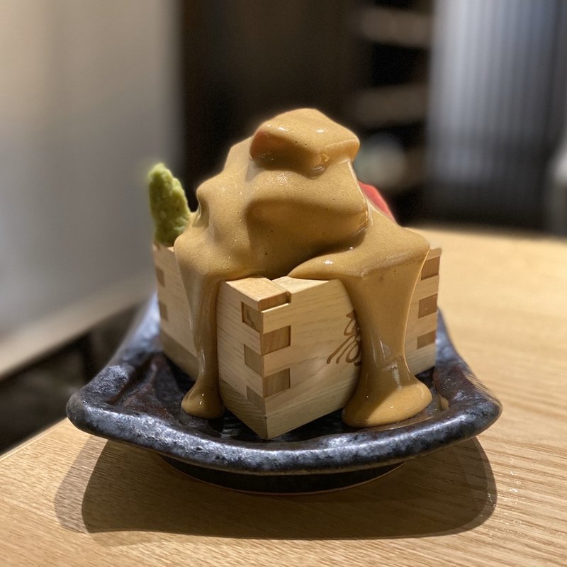 鮪中落ちと本鮪盛り(モツヤキ 刺身 肉ドウフ ナミヨセ2117)