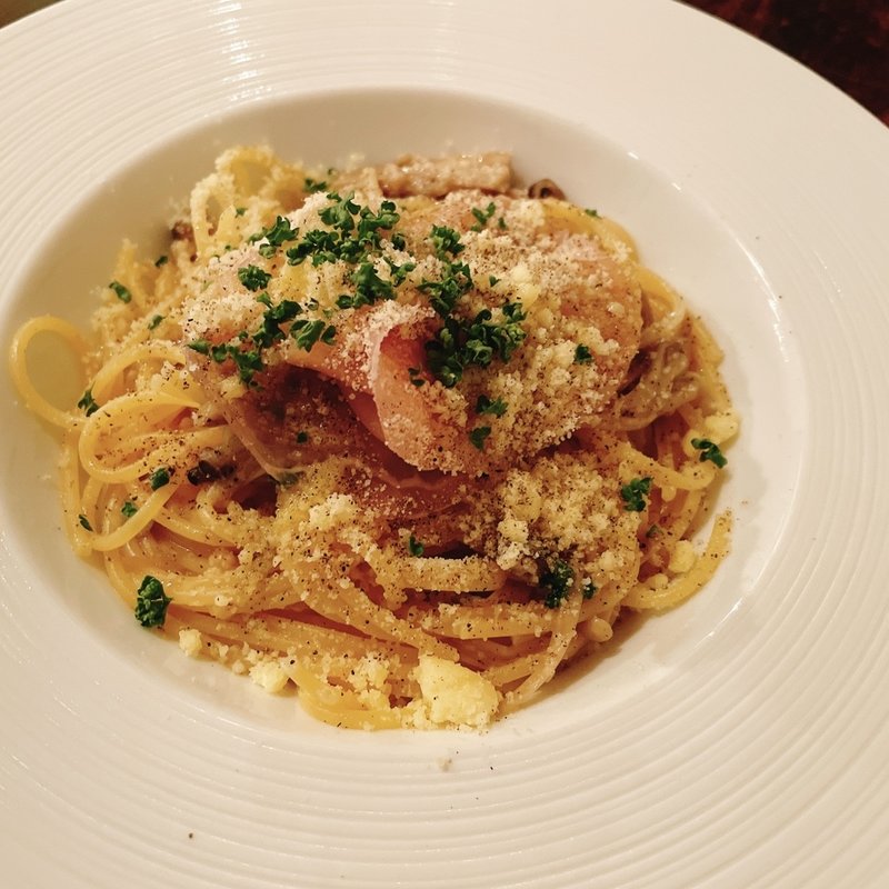 生ハムとチーズのペペロンチーノ(山の手レンガ)