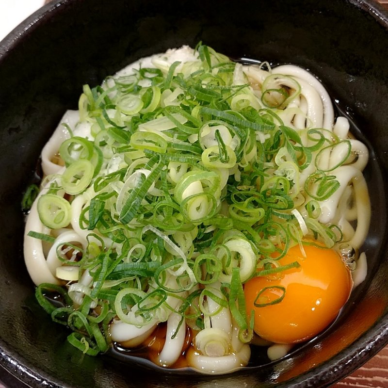 たまとろうどん 並(つるこし 新宿京王モール店)