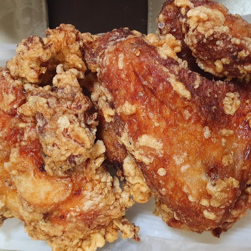 からあげ(スリーヴァーチュー )