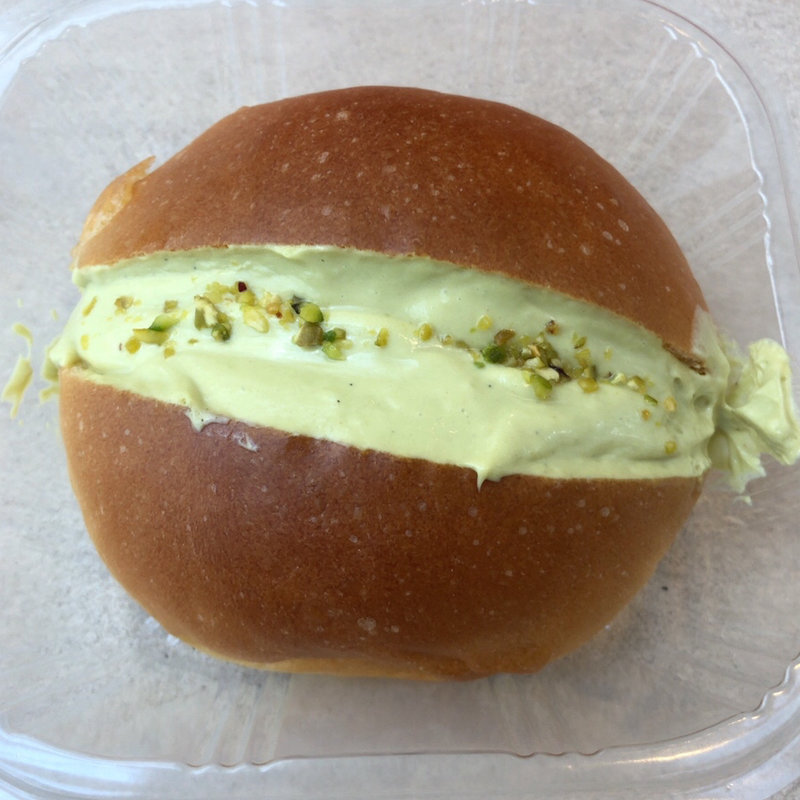 マリトッツオ(ル・ミトロン（横浜ランドマークプラザ店）)