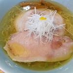 塩らぁ麺(らぁ麺屋 飯田商店)