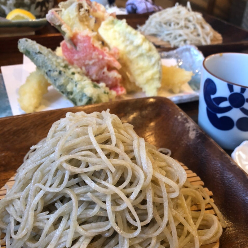 海老の天ぷらとおそば(手打ち蕎麦 仙太郎)