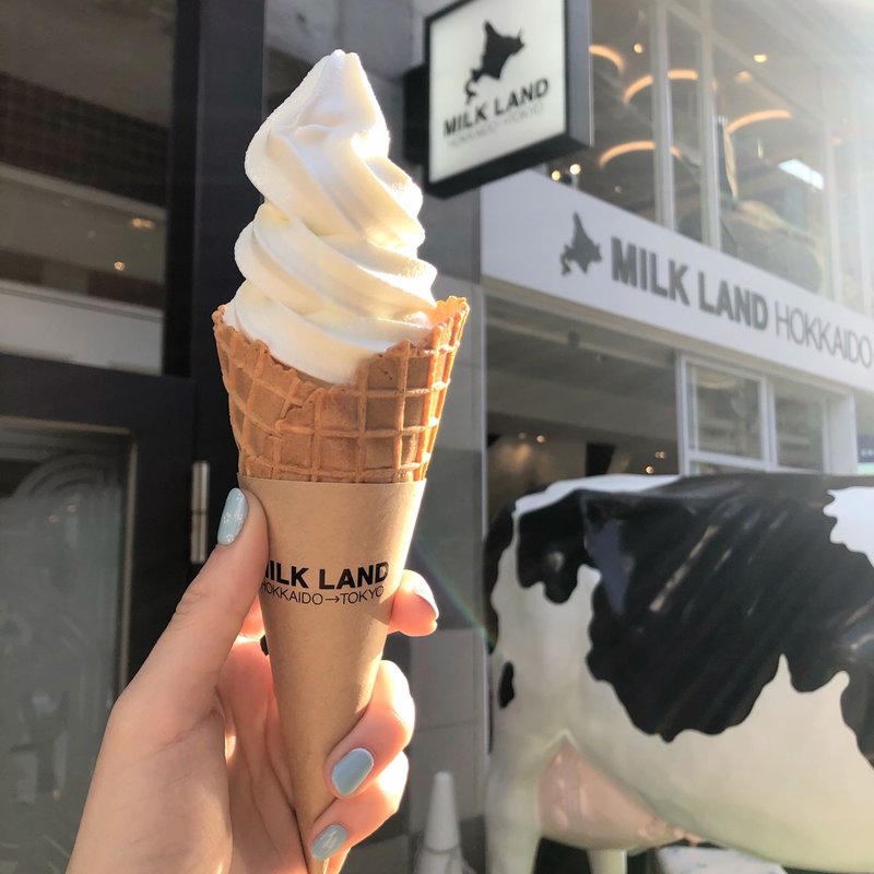 鶴居のタンチョウソフトクリーム(MILKLAND HOKKAIDO→TOKYO　ミルクランド北海道)